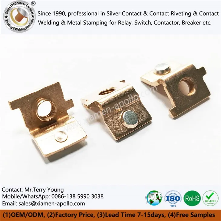 Koperstempelen met geklonken elektrische contacten